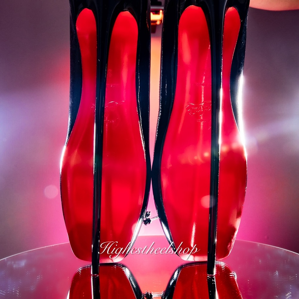 Louboutin Ballerine Ultima. Located in 🇦🇺 please read description. Size 37 - Picture 12 of 16